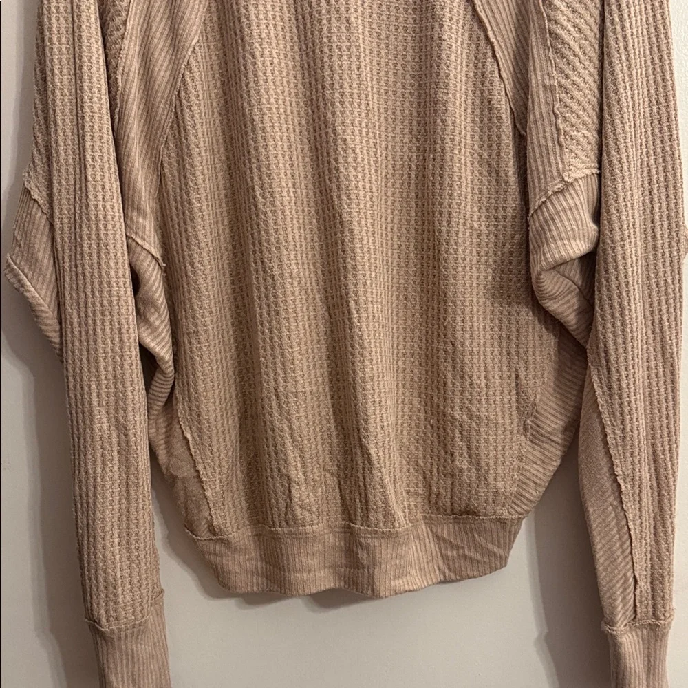 FP We The Free Size XS Tan Santa Clara Textured Thermal Long Sleeve V-Neck Top - Picture 12 of 14